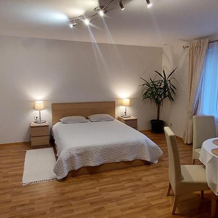 Apartamentai Salia Baseino パランガ エクステリア 写真